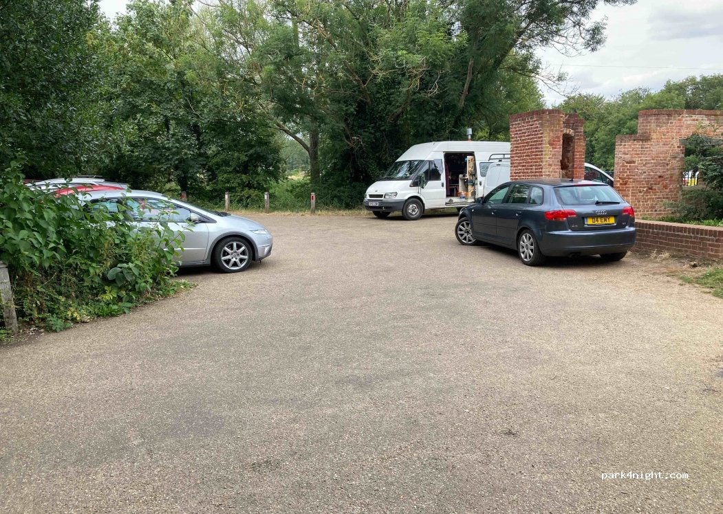 (NR12 7AT) Horstead - Mill Road — foto