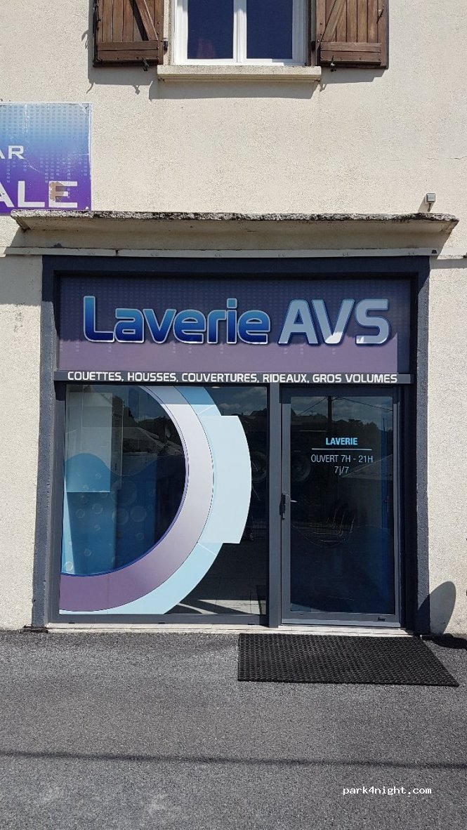 (81230) Lacaune - 20 Avenue Mal de Lattre de Tassigny — foto