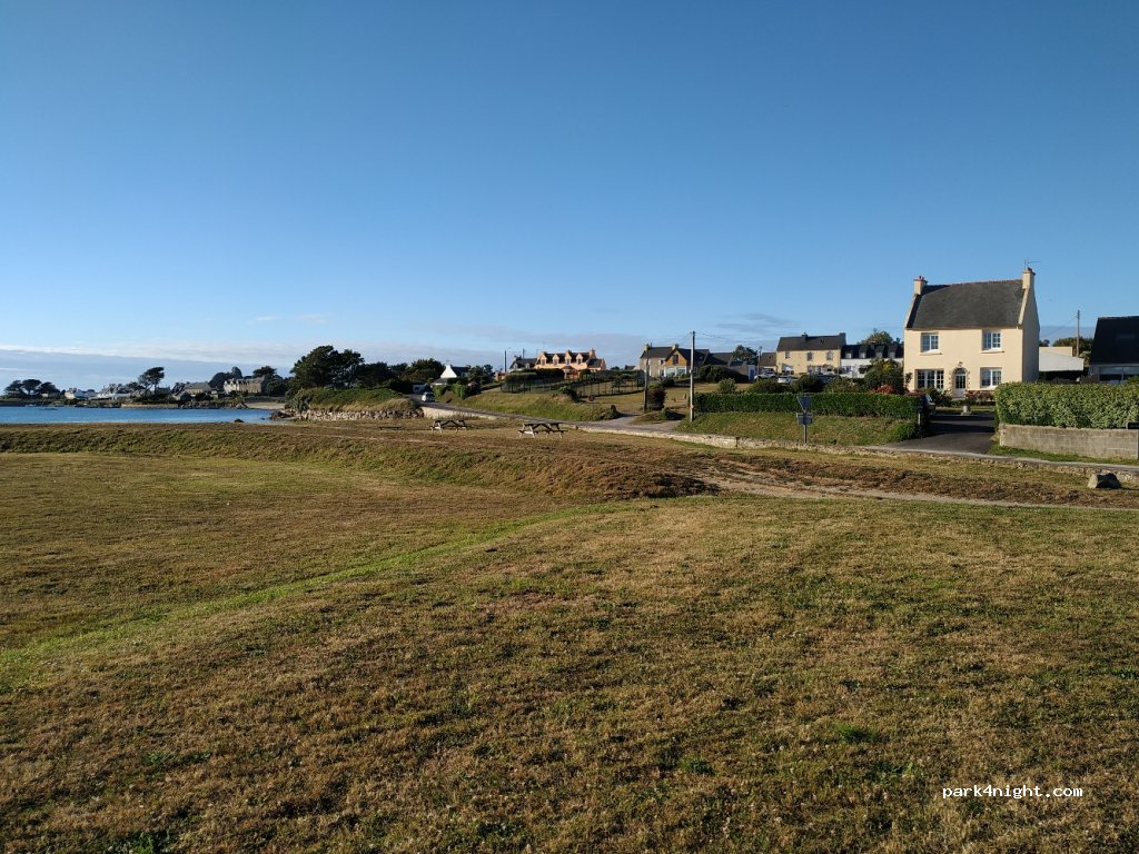 (29880) Plouguerneau - 1095 Lost an Aod — foto 2