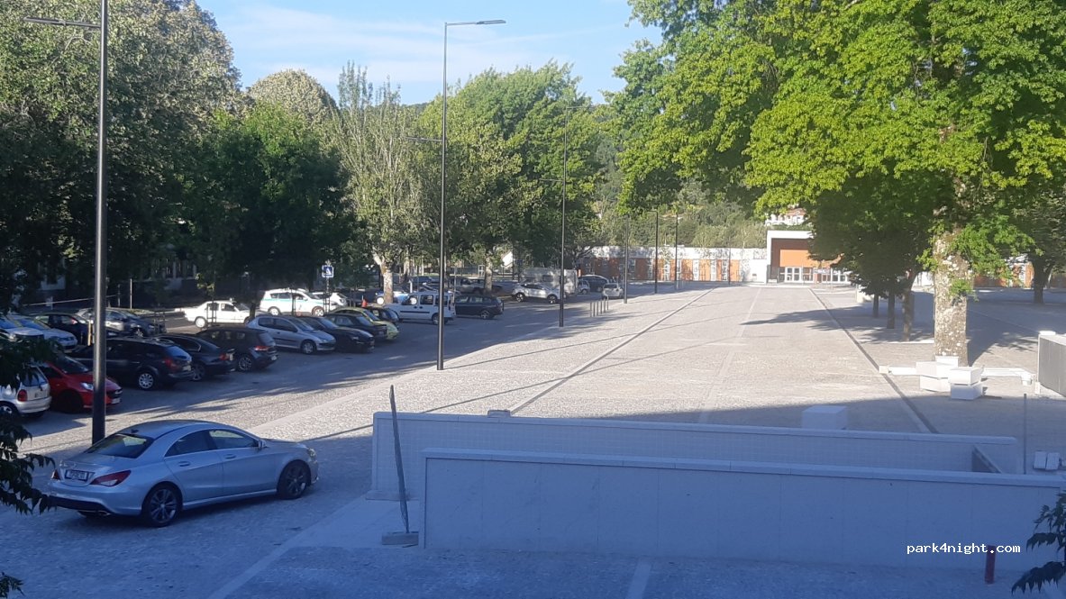 (4860-351) Cabeceiras de Basto - 53 Rua Barjona de Freitas — foto
