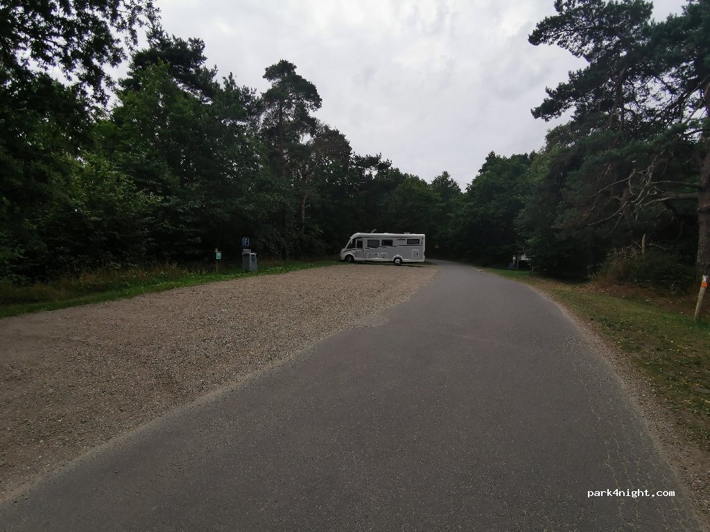 (276 45) Löderup - 98 Bjeringsborgsvägen — foto