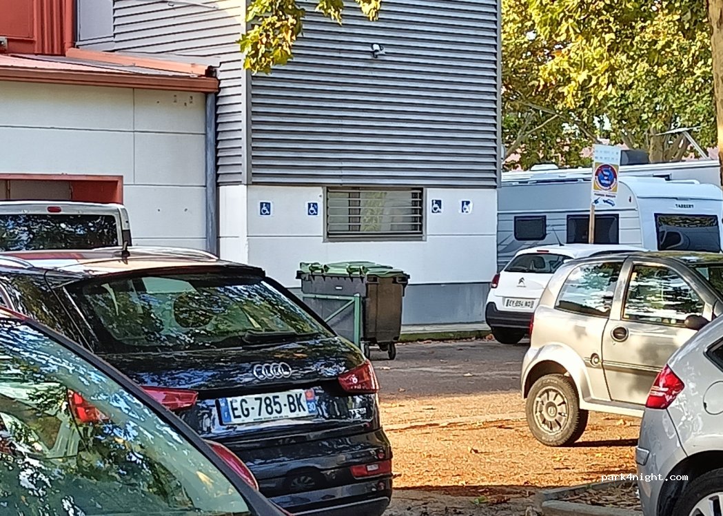 (30900) Nîmes - Avenue du Languedoc — foto 3