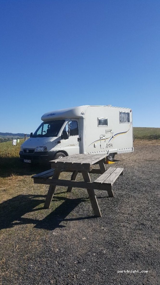 (63790) Chambon-sur-Lac - D637 — foto 2