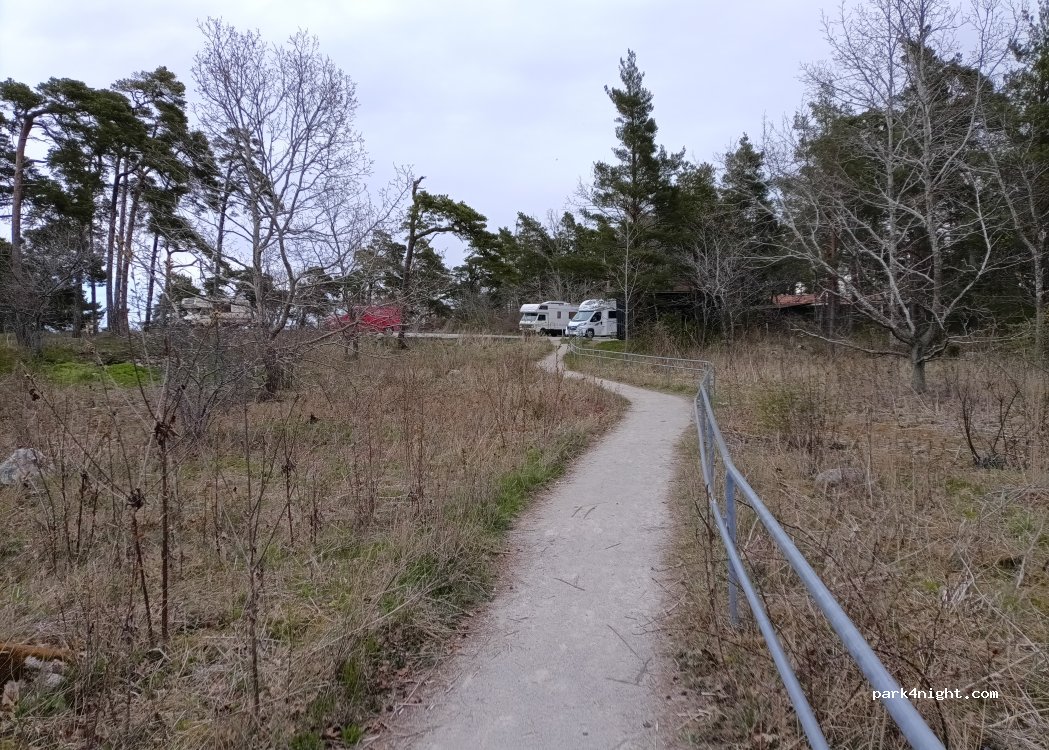 (622 61)  - 4D Högklint Rövar Liljas väg — foto 5