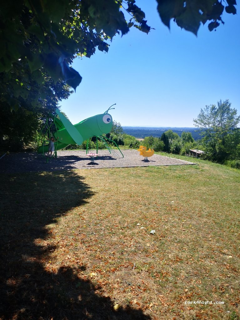 (63470) Herment - 63470 Rue du Château d'Eau — foto 2