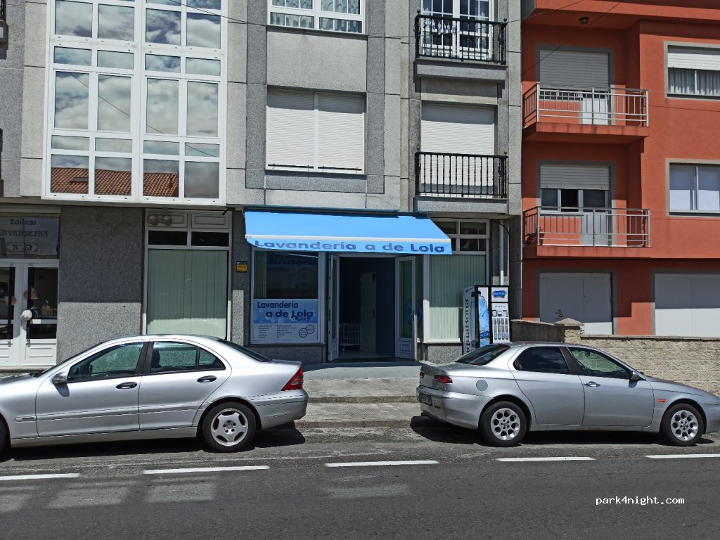 (15118) Finllido - 25 Avenida Isidro Parga Pondal — foto 3