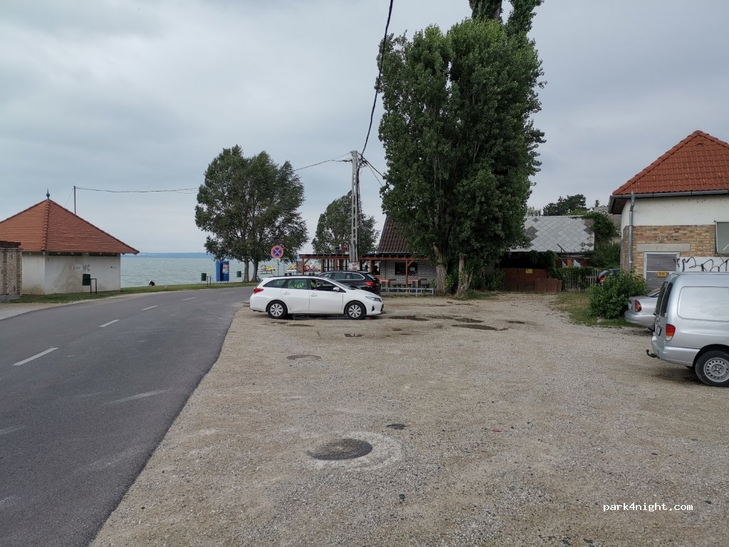 (8600) Siófok - 52 Baross Gábor utca — foto