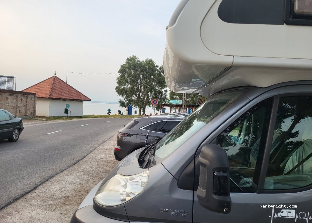(8600) Siófok - 52 Baross Gábor utca — foto 4