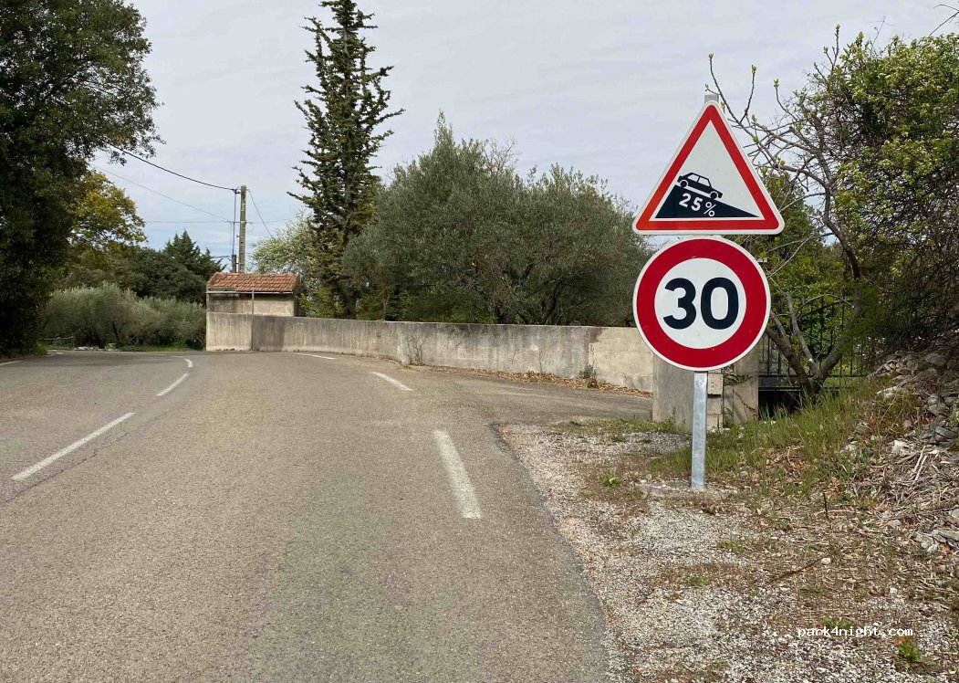 (30360) Vézénobres - Pateferine — foto 3