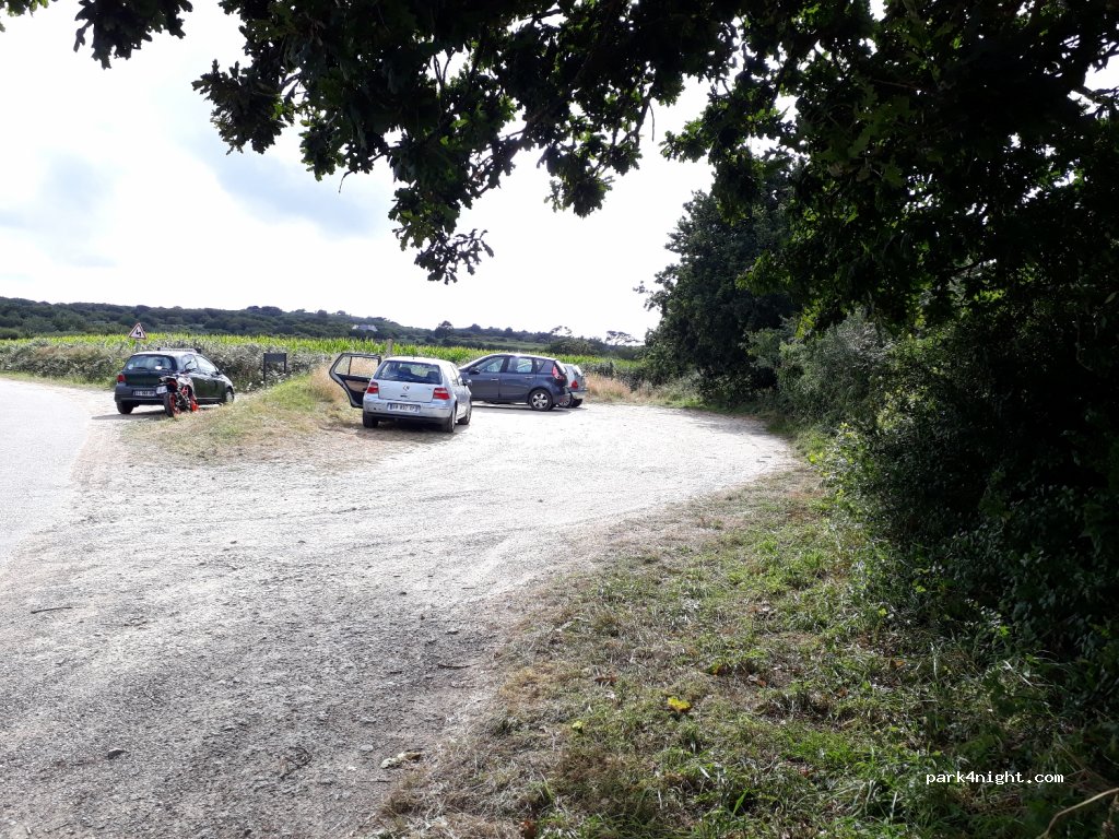 (29100) Douarnenez - 82 Route des Roches Blanches — foto 2