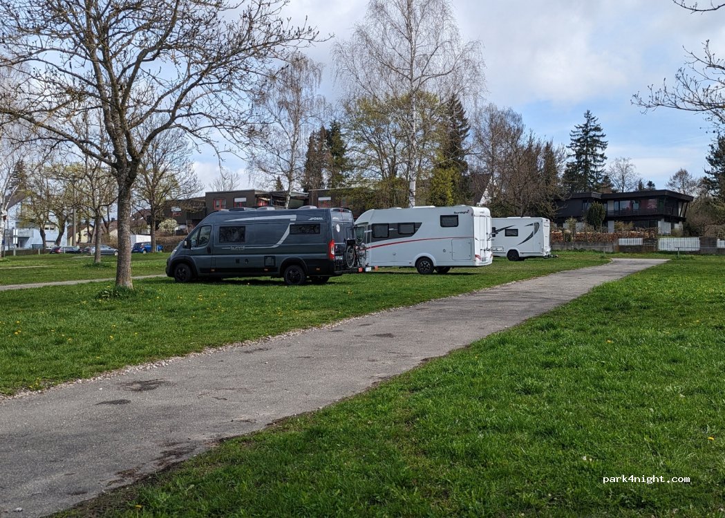 Temporärer Wohnmobilstellplatz — foto 3