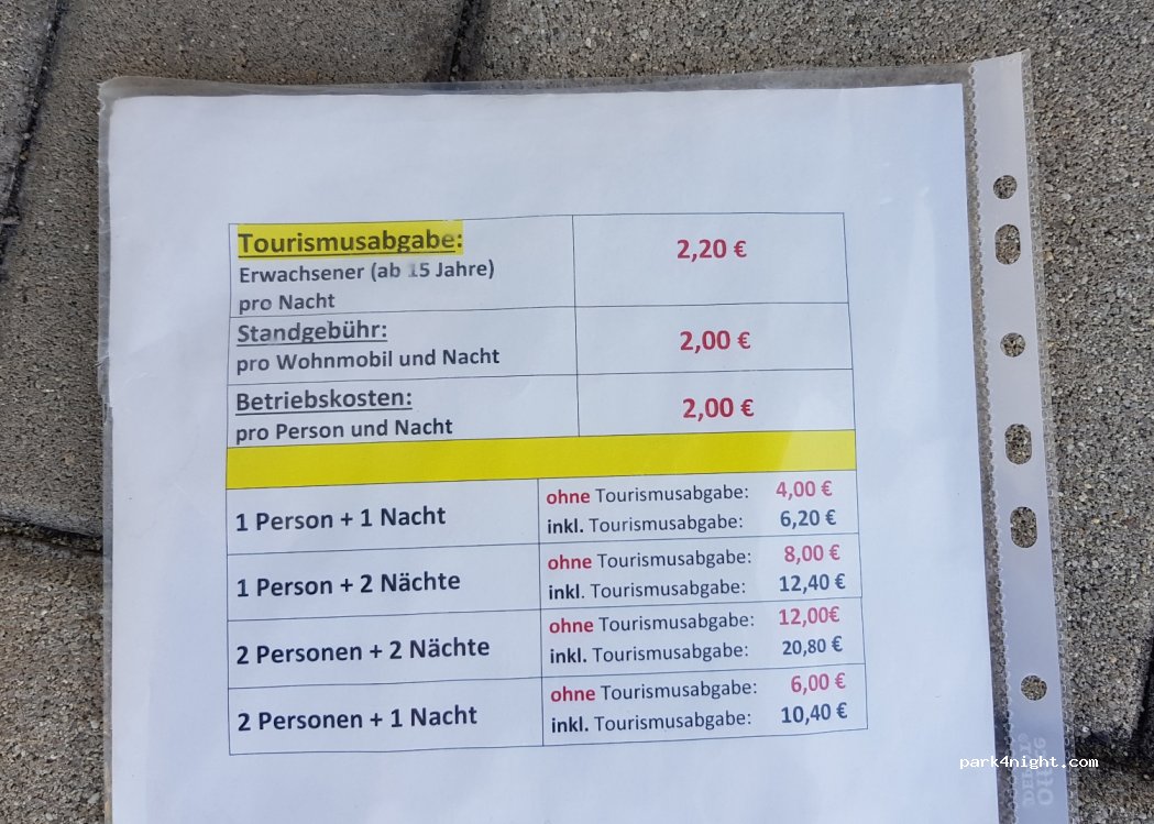 Wohnmobilstellplatz am Freibad in Königswiesen — foto 2