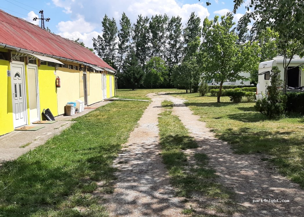 Camping Tópart Győr — foto 4