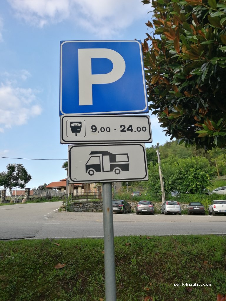 (28016) Orta San Giulio - 1 Strada Panoramica — foto