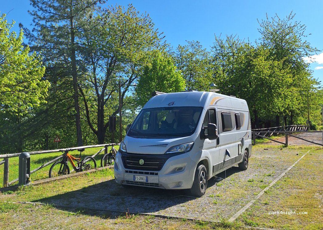 Area Sosta Montelupo Albese — foto 4