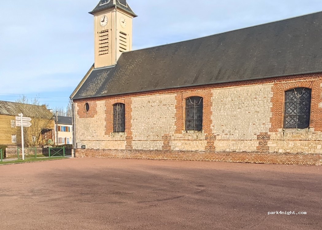 (60120) Le Crocq - 1 Rue de l'Église — foto 2