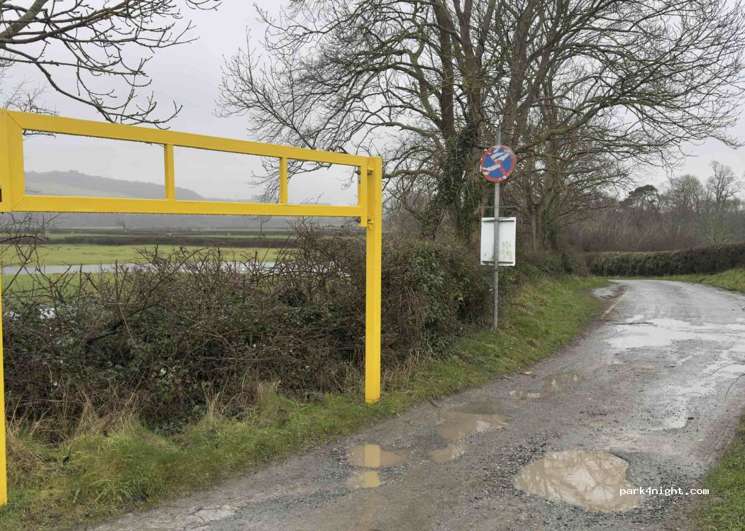 (LL57 3YH)  - Unnamed Road — foto 5