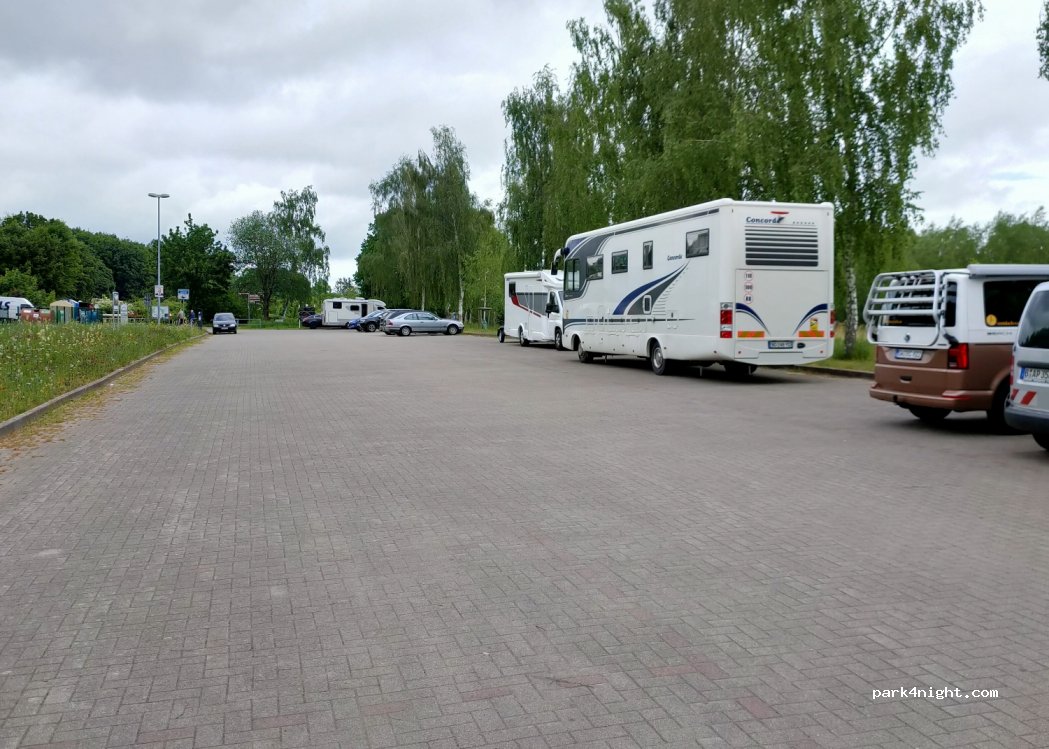 (17493) Greifswald - Max-Reimann-Straße 1 — foto 2
