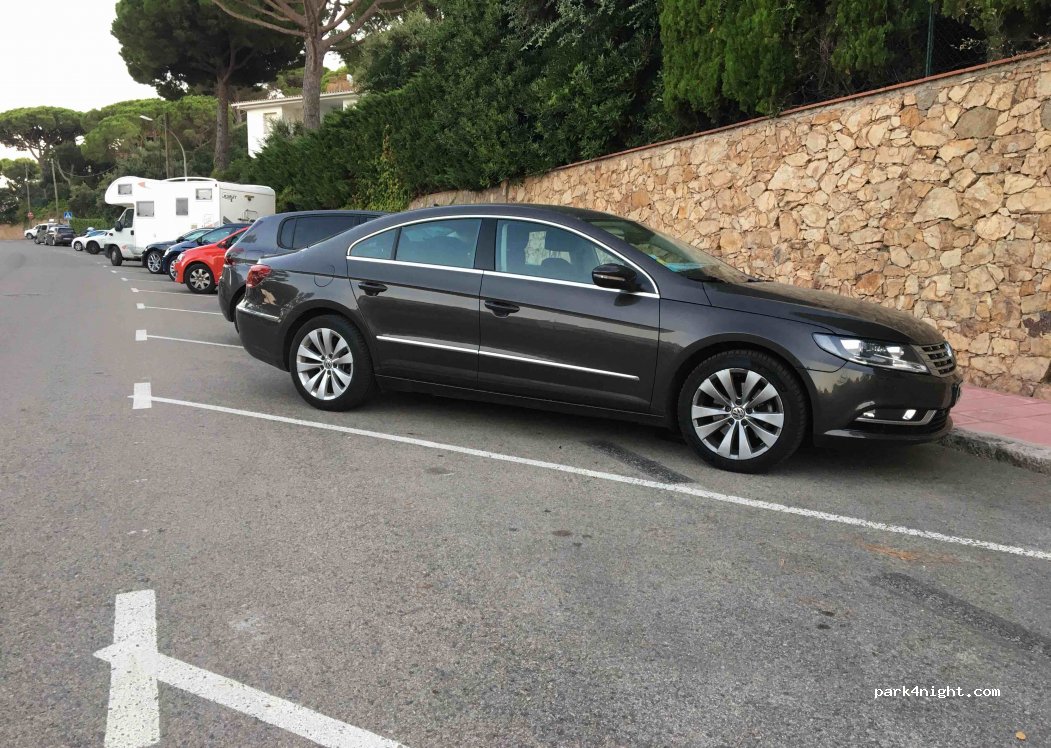 (17210) Palafrugell - 42 Avinguda de Baldomer Gili i Roig — foto 2