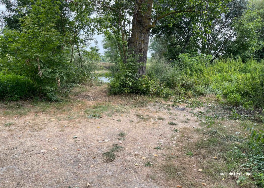 (17800) Brives-sur-Charente - Unnamed Road — foto 3