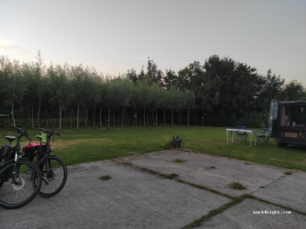 De Betovering B&B Camping — foto