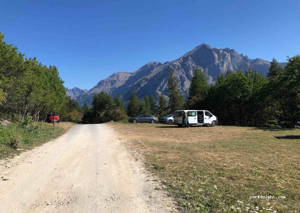 (05120) Puy-Saint-Vincent - Le Gourou — foto