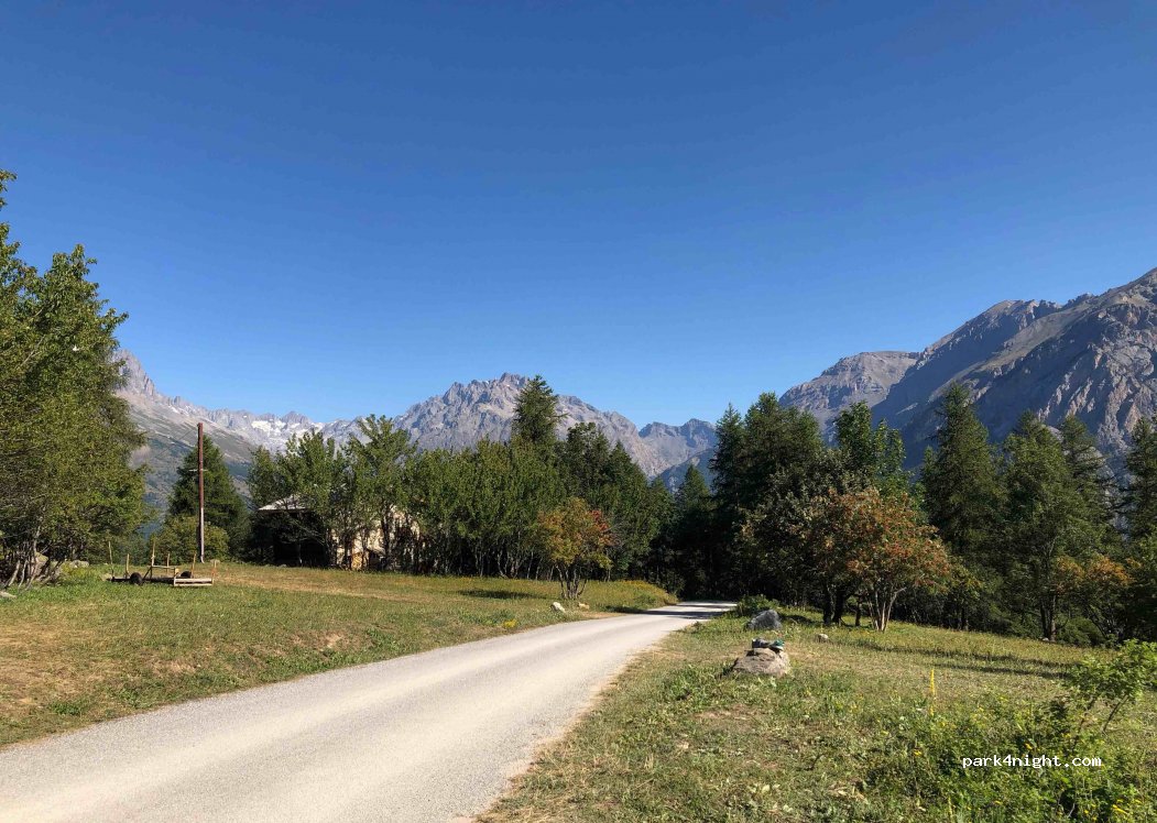 (05120) Puy-Saint-Vincent - Le Gourou — foto 2