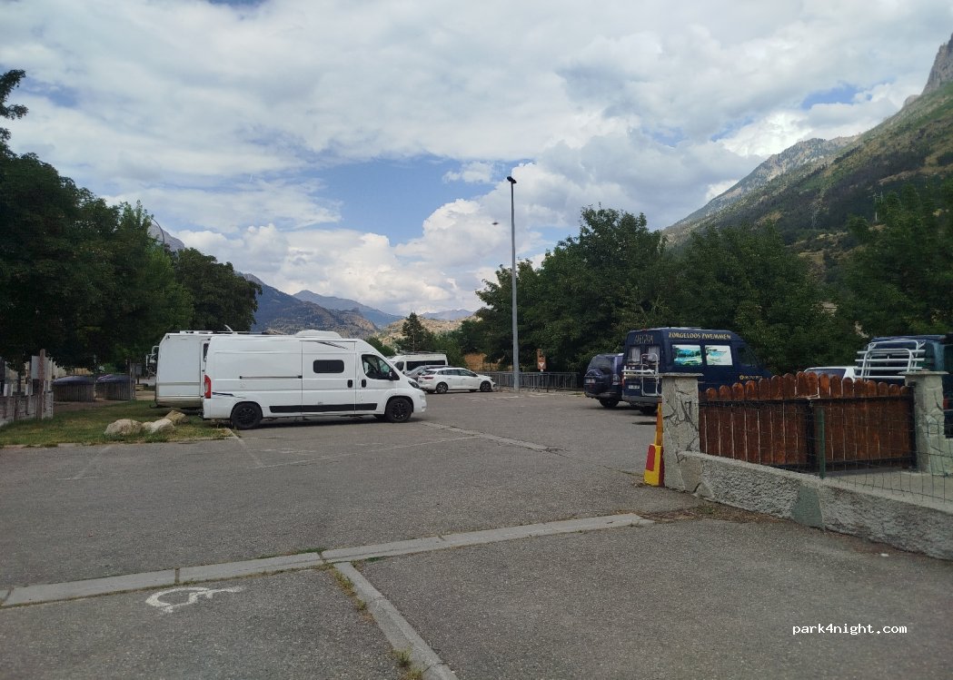 (05120) L'Argentière-la-Bessée - 1 Rue du Quartz — foto