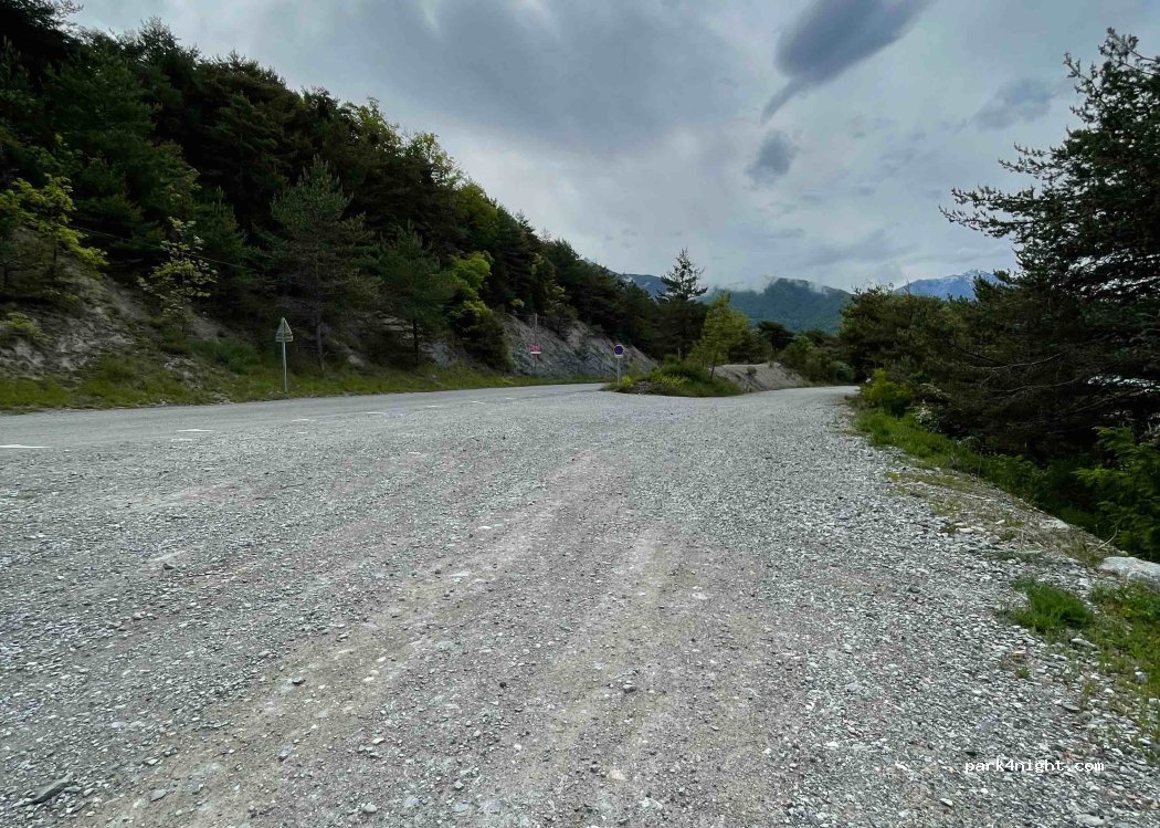(05230) Chorges - Unnamed Road — foto 3