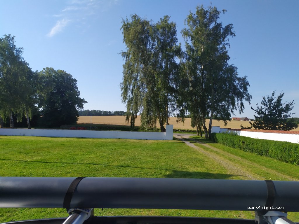 (8585) Glesborg - 35 Fjellerup Bygade — foto