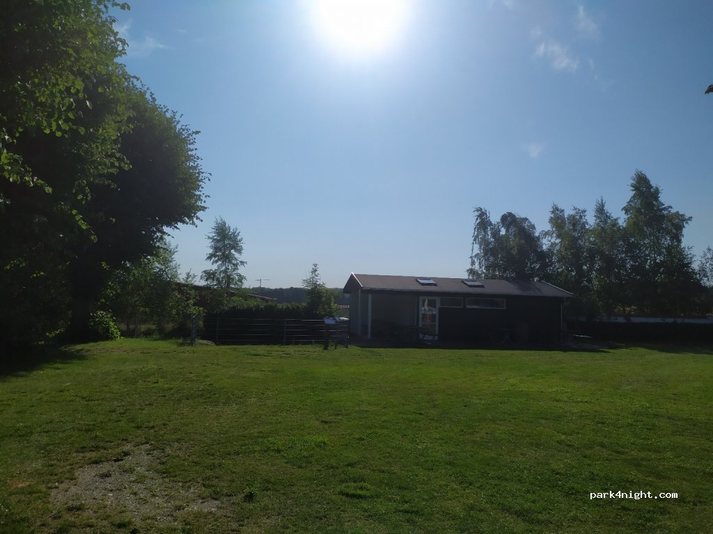 (8585) Glesborg - 35 Fjellerup Bygade — foto 2