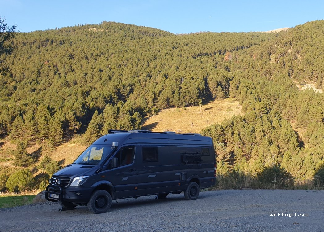 (17539) Meranges - Carretera dels Estanys — foto