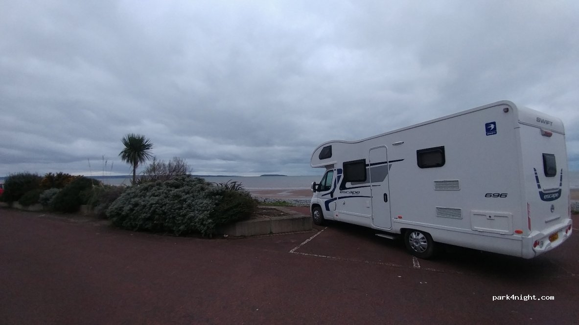 (LL34 6LU) Penmaenmawr - 35 Esplanade — foto