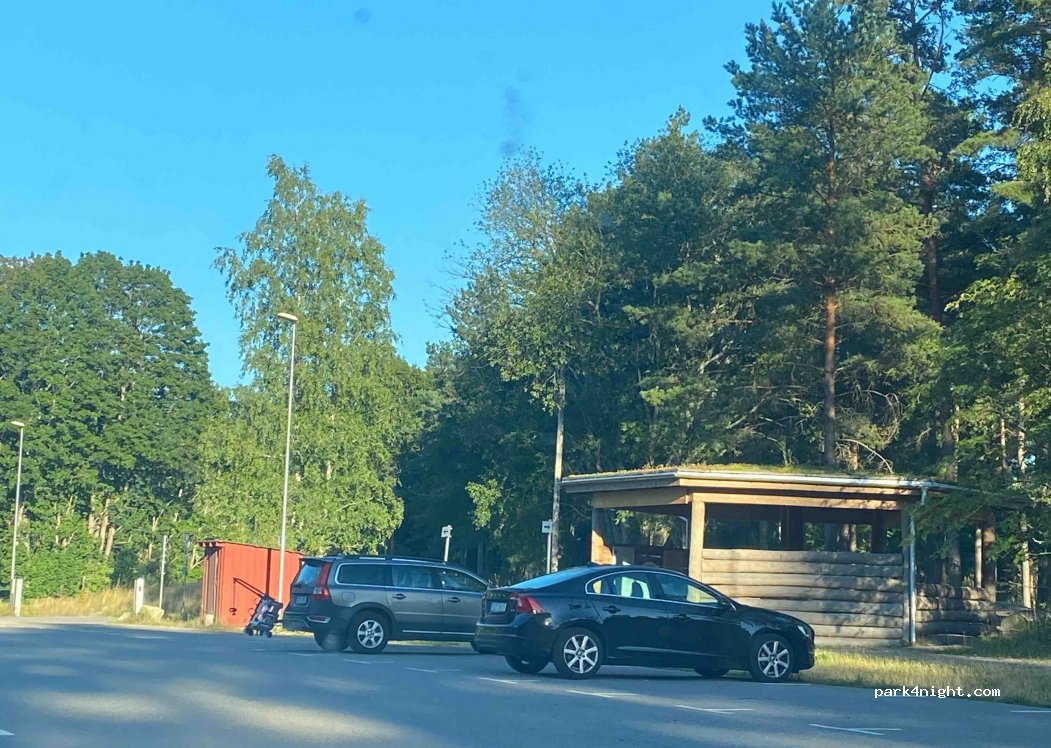 (382 34)  - 9 SVARTBÄCKSMÅLAVÄGEN — foto
