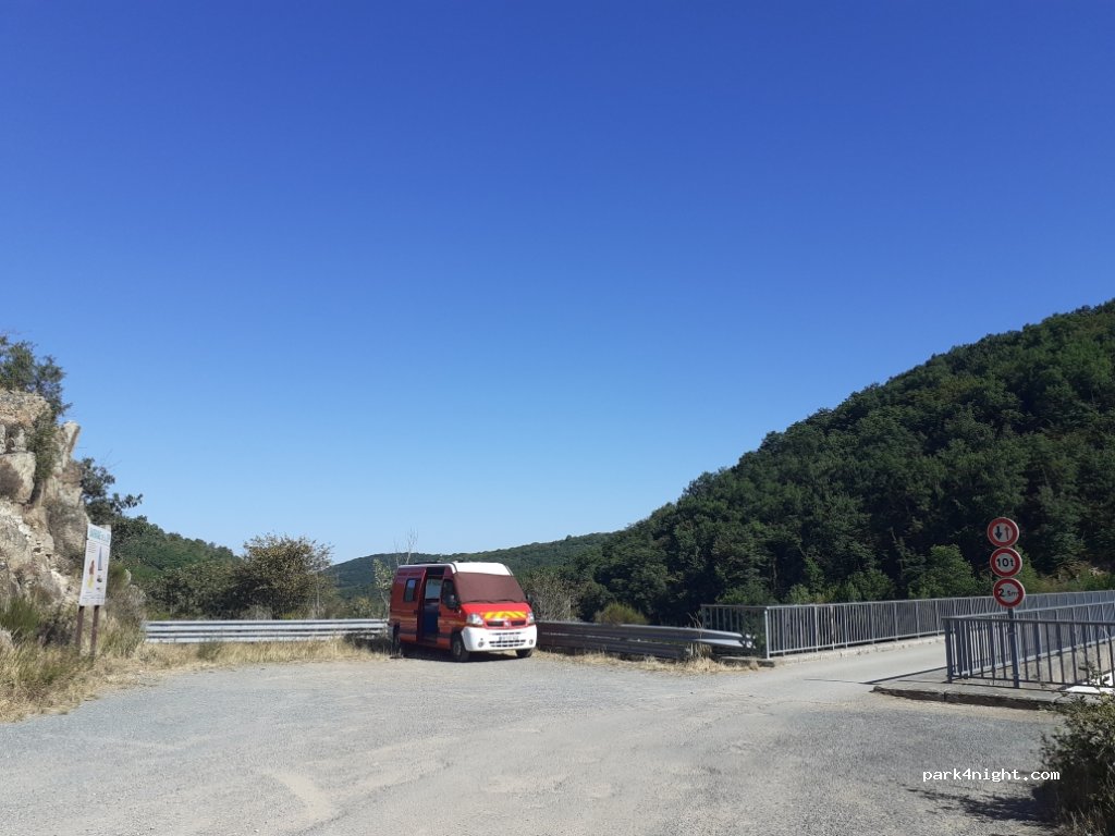 (63440) Saint-Hilaire-la-Croix - Unnamed Road — foto