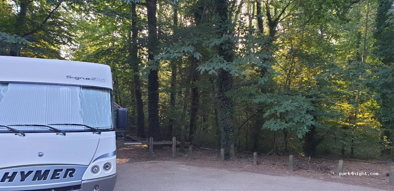 (92360) Meudon - 1 Route de la Mare aux Faisans — foto