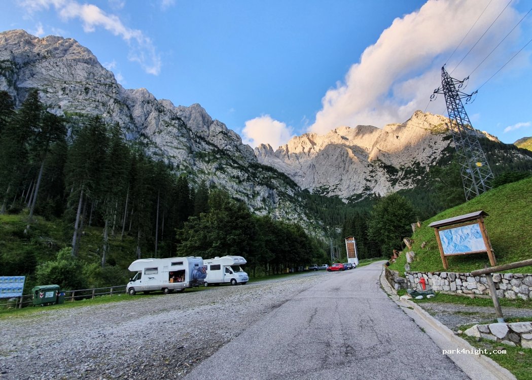 (33020) Forni Avoltri - Via della Segheria — foto 2