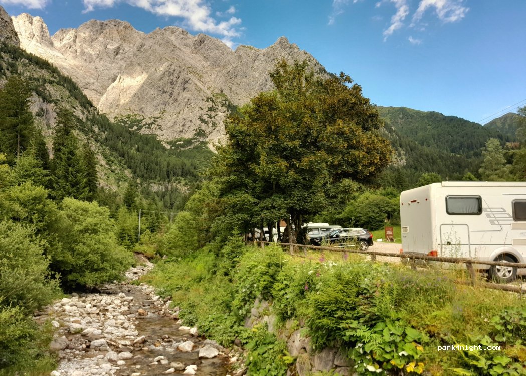 (33020) Forni Avoltri - Via della Segheria — foto 3