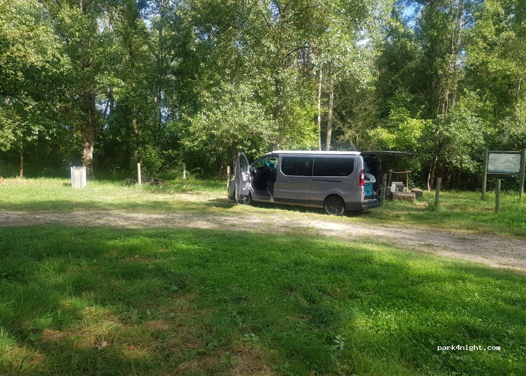 (42110) Feurs - Chambeon Road — foto
