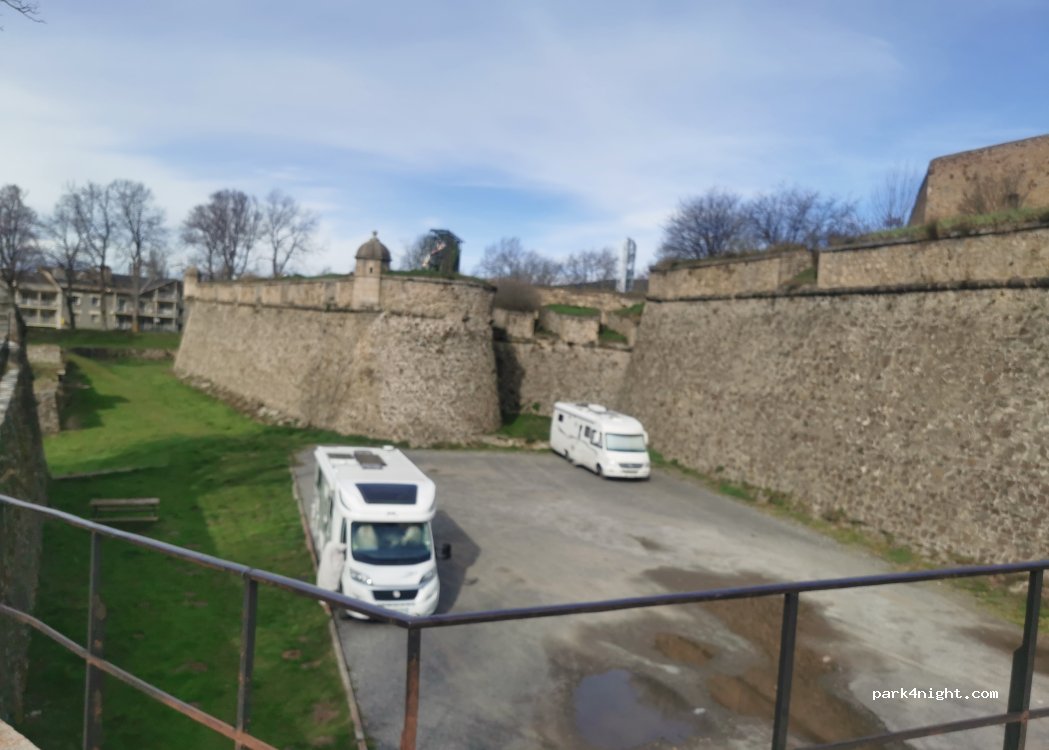 (66210) Mont-Louis - 1 Place D’Armes — foto 3