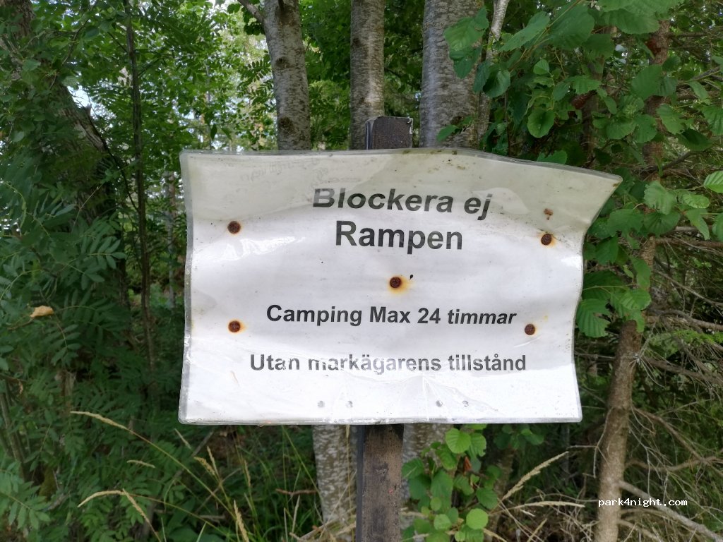 (712 95)  - Unnamed Road — foto