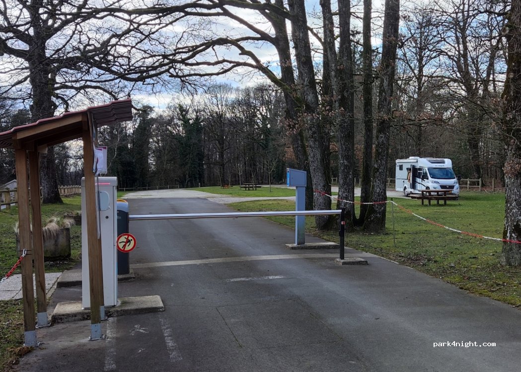 (55120) Clermont-en-Argonne - Route de Locheres — foto