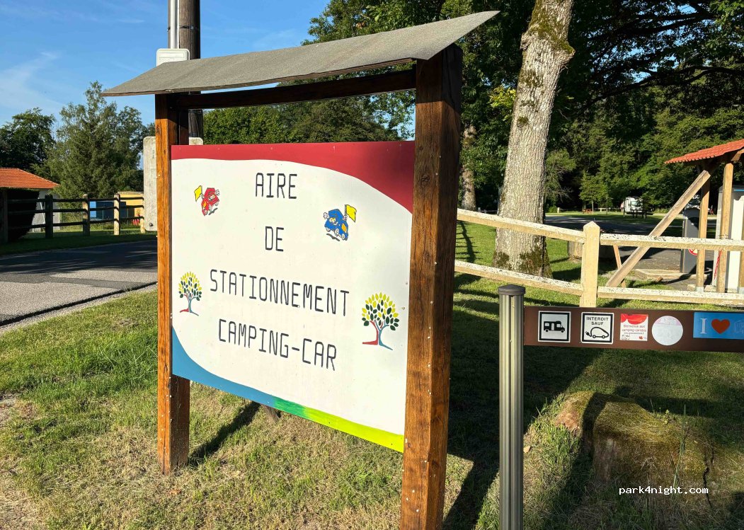 (55120) Clermont-en-Argonne - Route de Locheres — foto 3
