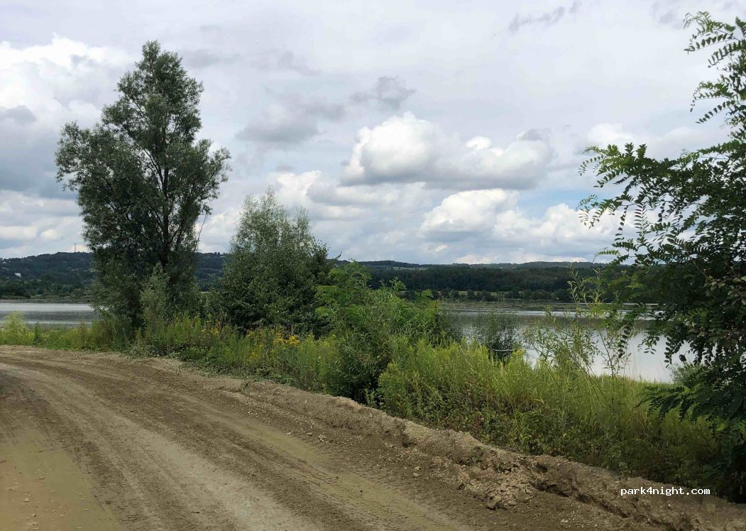 (39-220) Strzegocice - Unnamed Road — foto 3