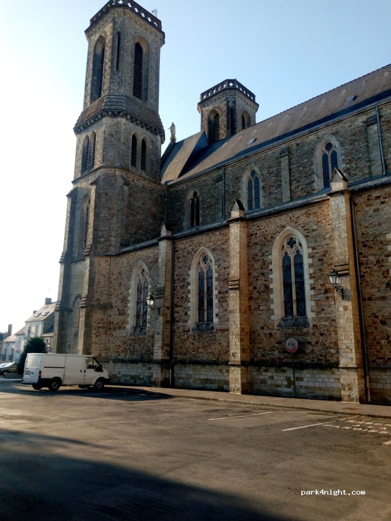 (35640) Martigné-Ferchaud - 10 Rue Contour de l'Église — foto