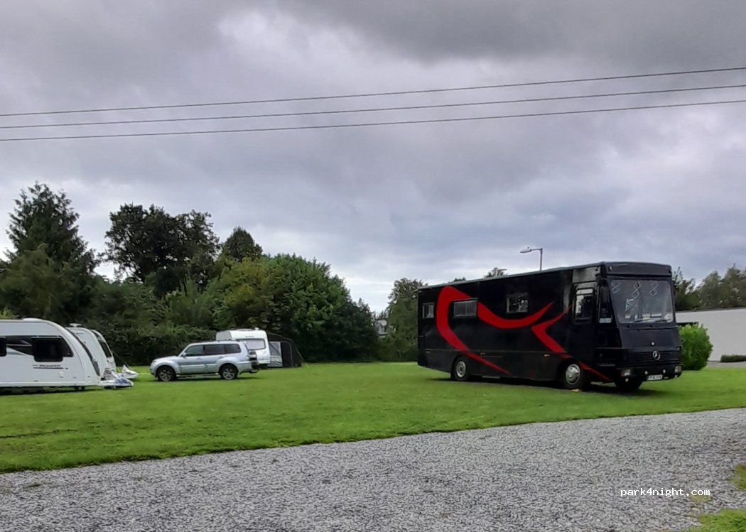 Stonepark Lodge Caravan Camping and Accomodation — foto