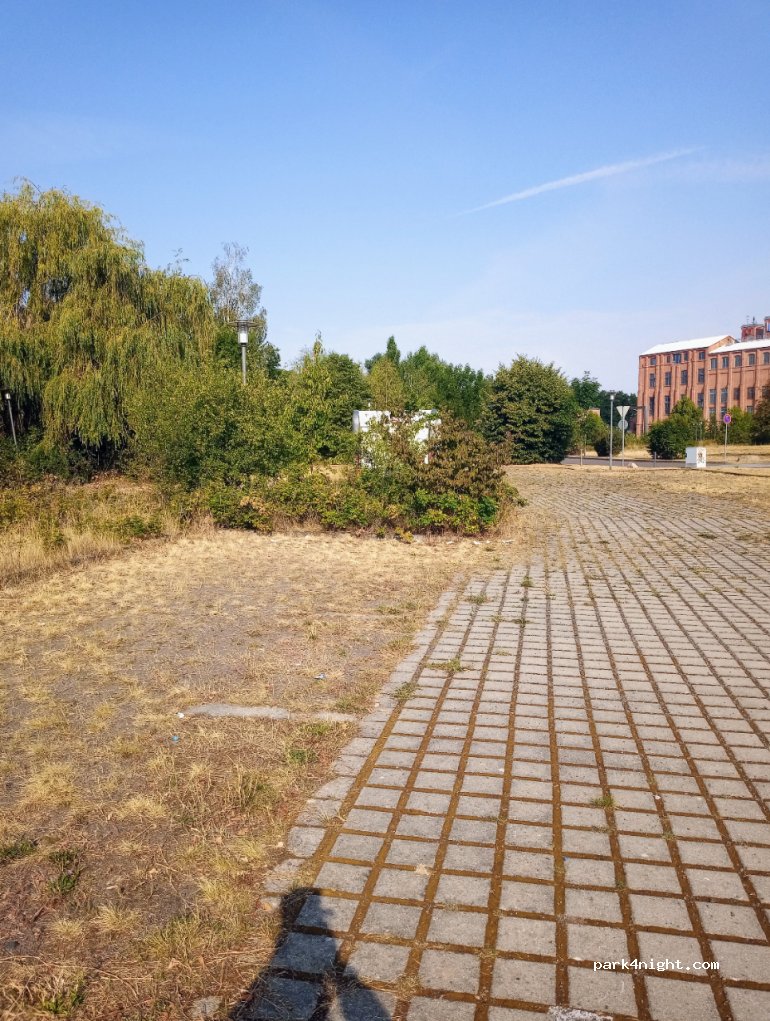 (04552) Borna - 39 Straße des Friedens — foto