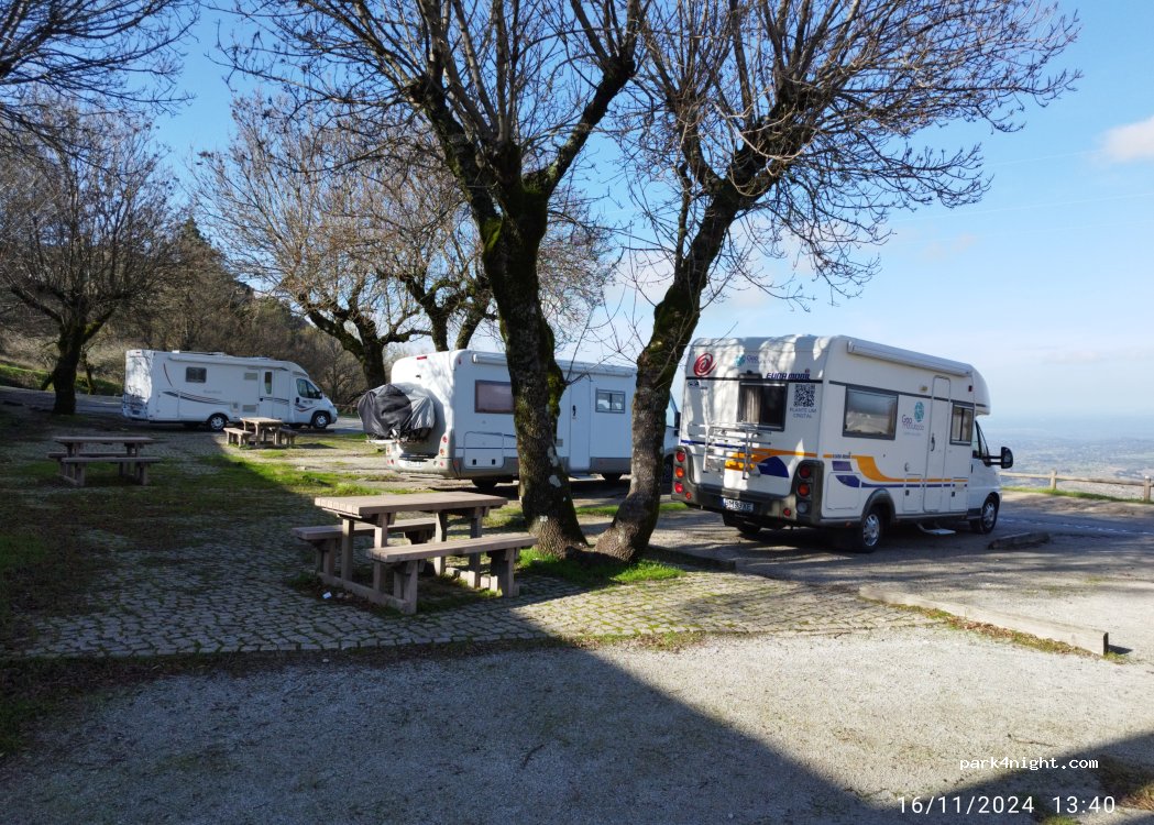 Aire camping-car Marvāo — foto 3