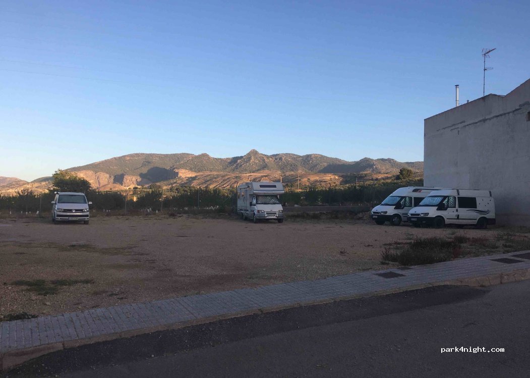 () Pozo Alcón - 78 C/Atalayuela — foto 2
