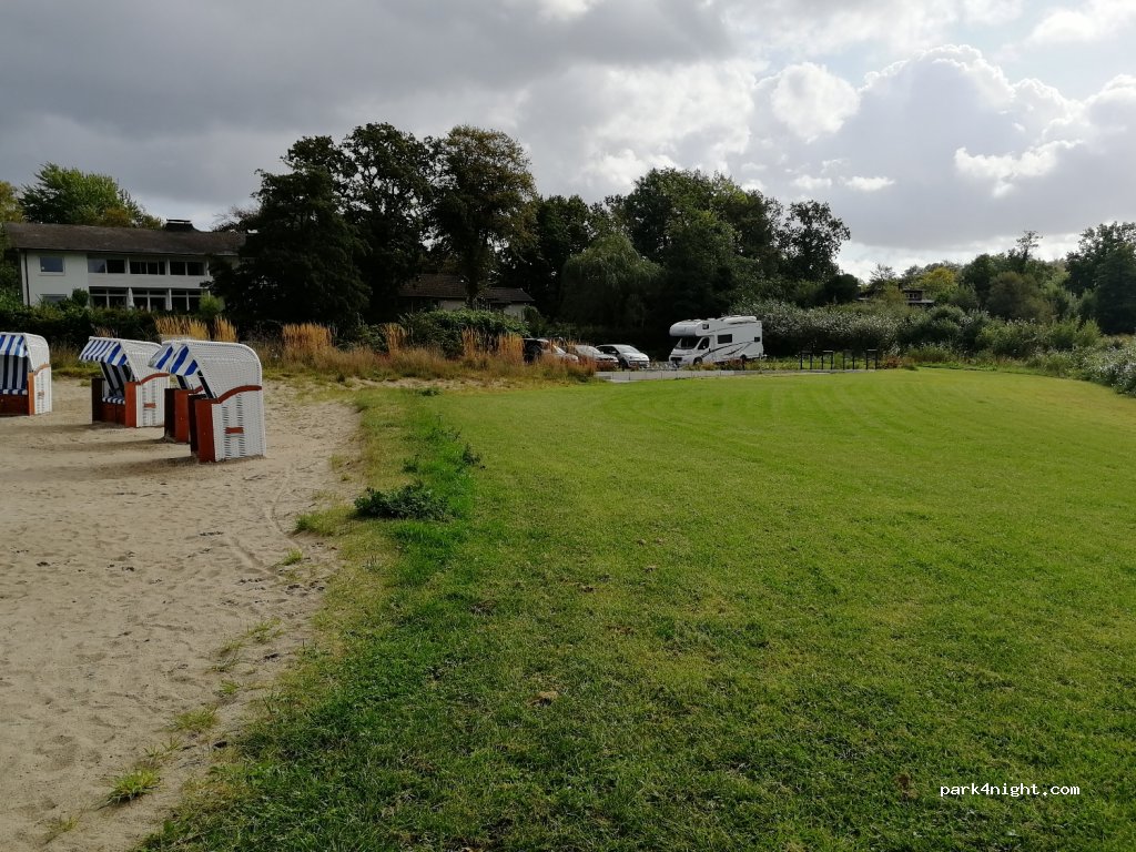(24960) Glücksburg (Ostsee) - 54A Schwennaustraße — foto